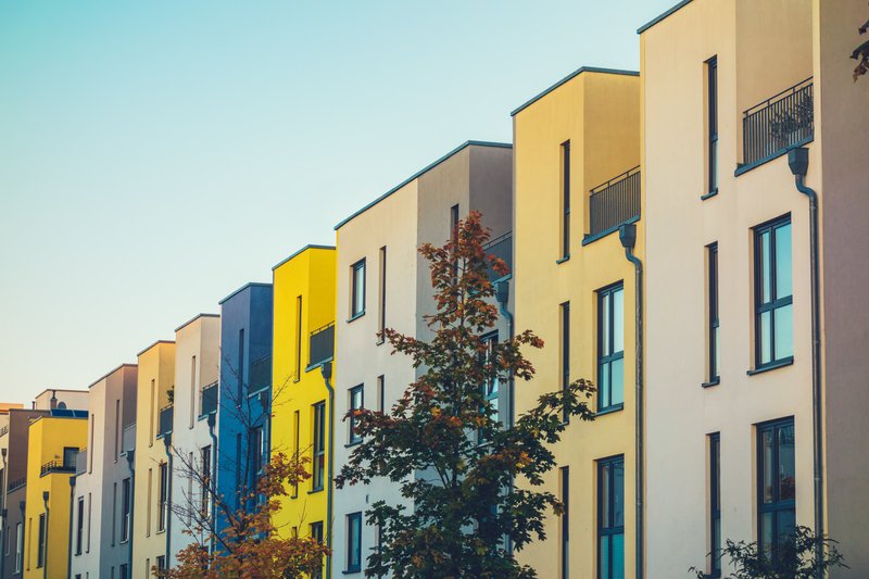 varios edificios coloridos en la ciudad de puebla